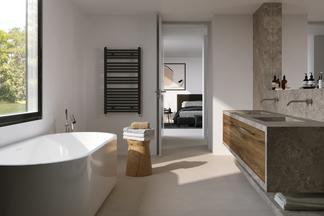 Badezimmer mit Fliesen von Marazzi